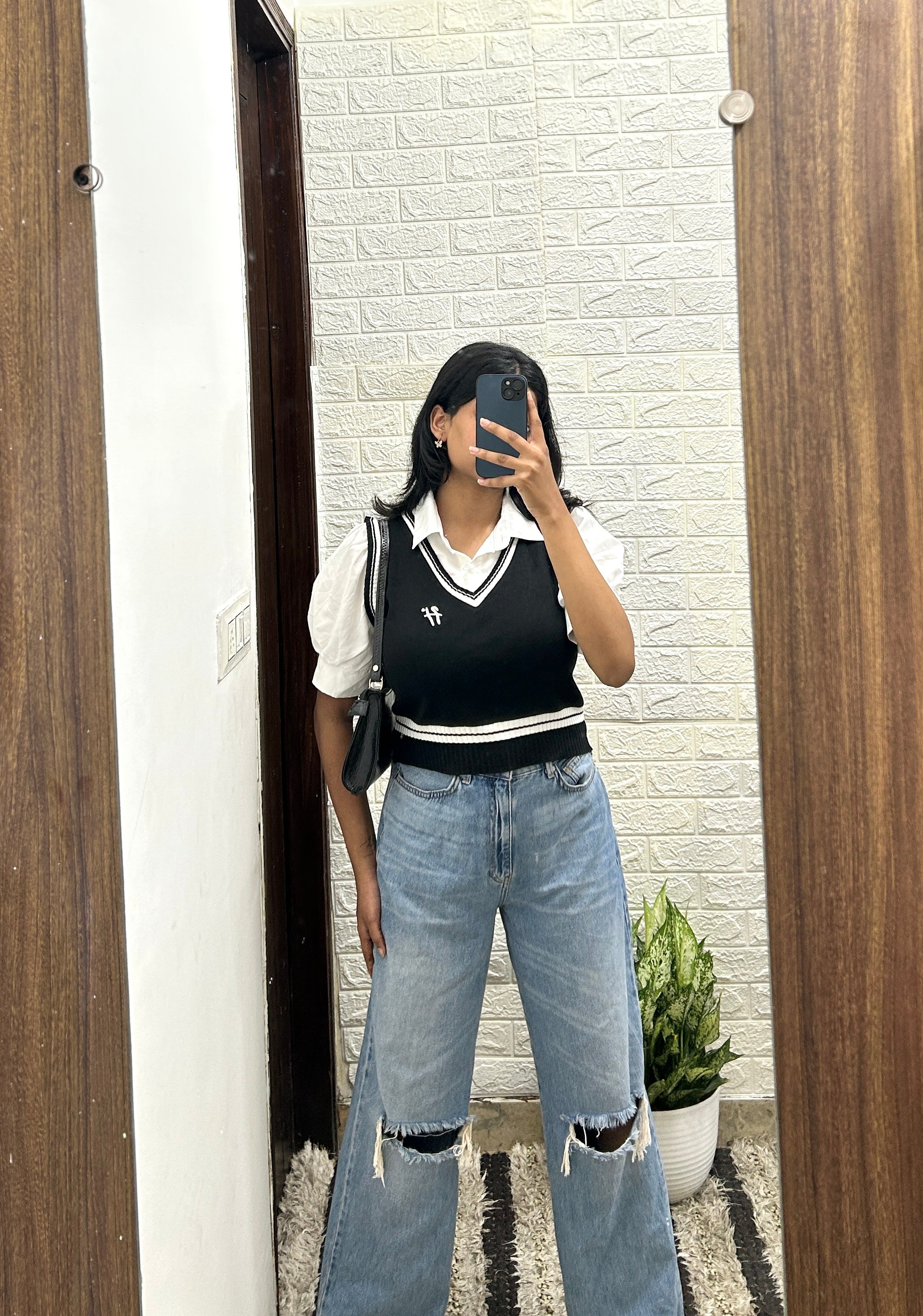 Black shirt style top❤️