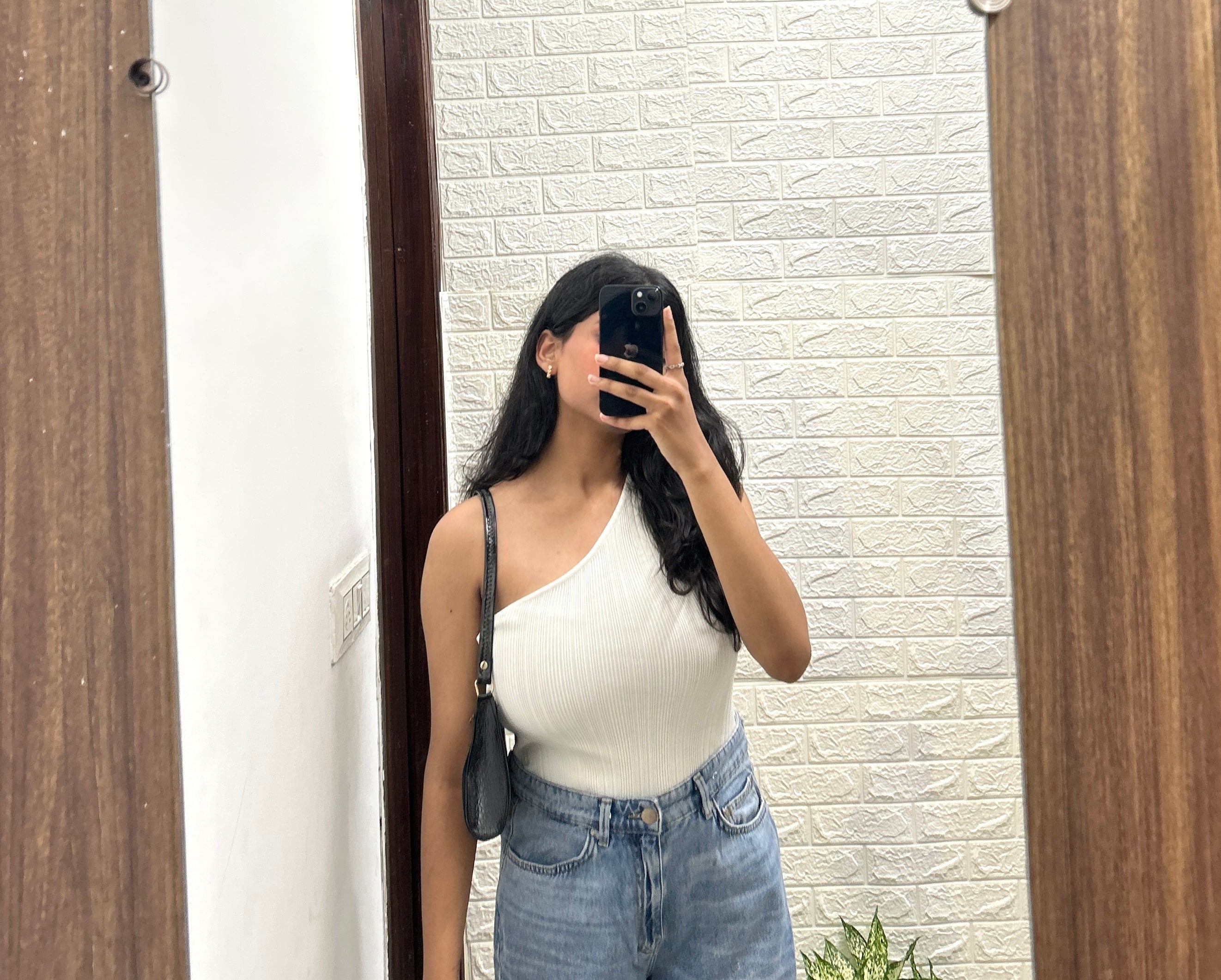 One Shoulder Top 🤍