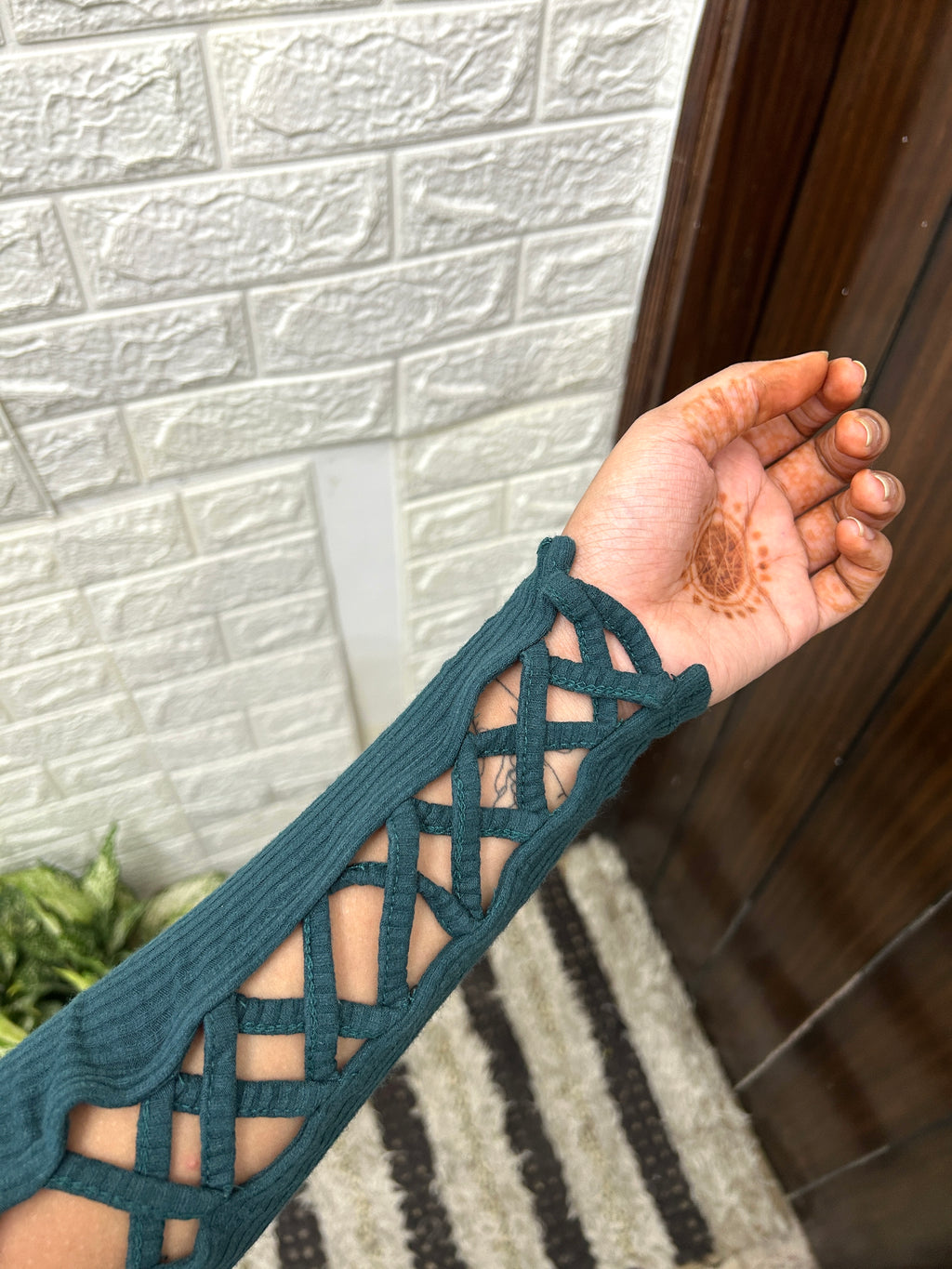 Criss Cross bodysuit❤️