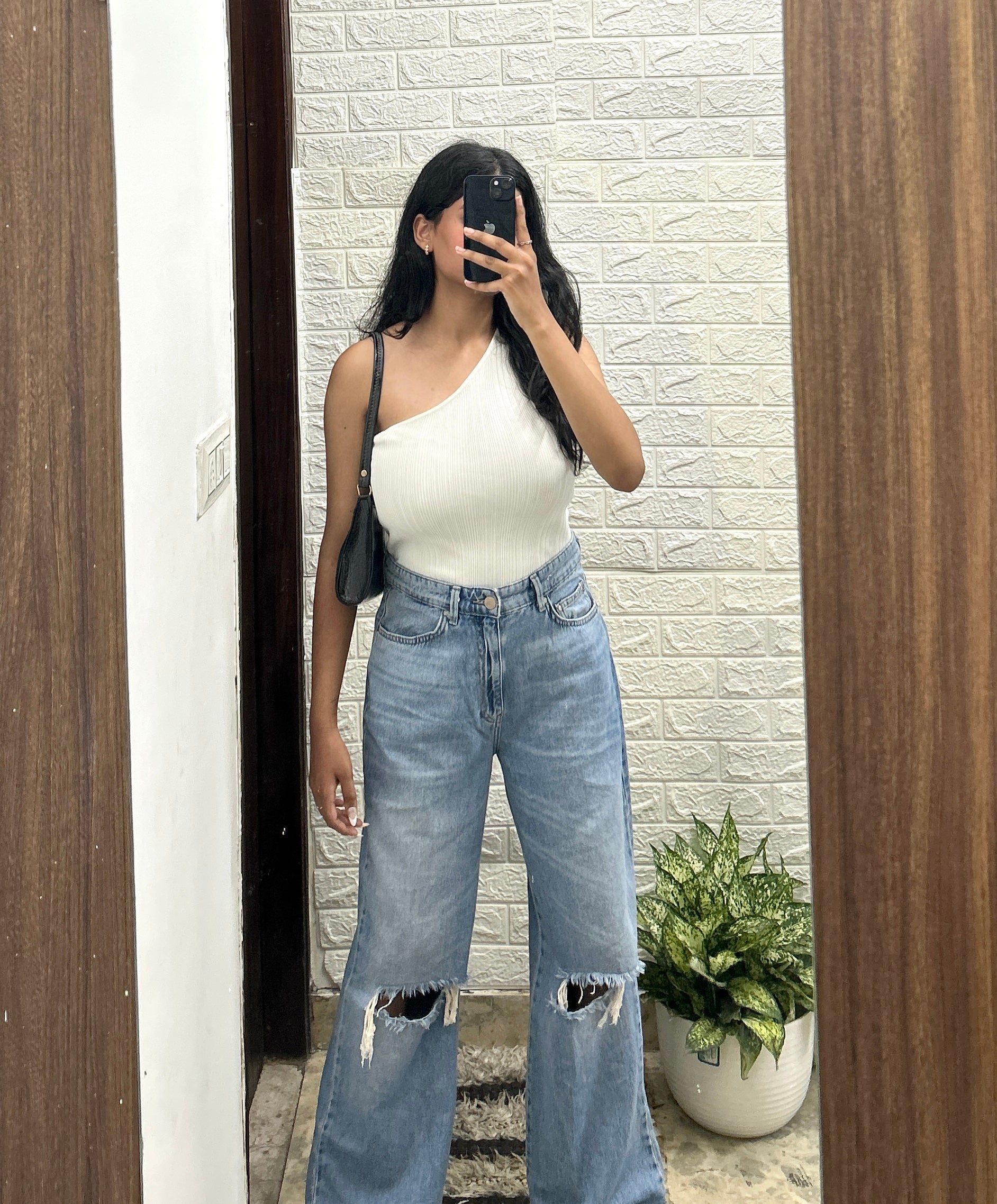 One Shoulder Top 🤍