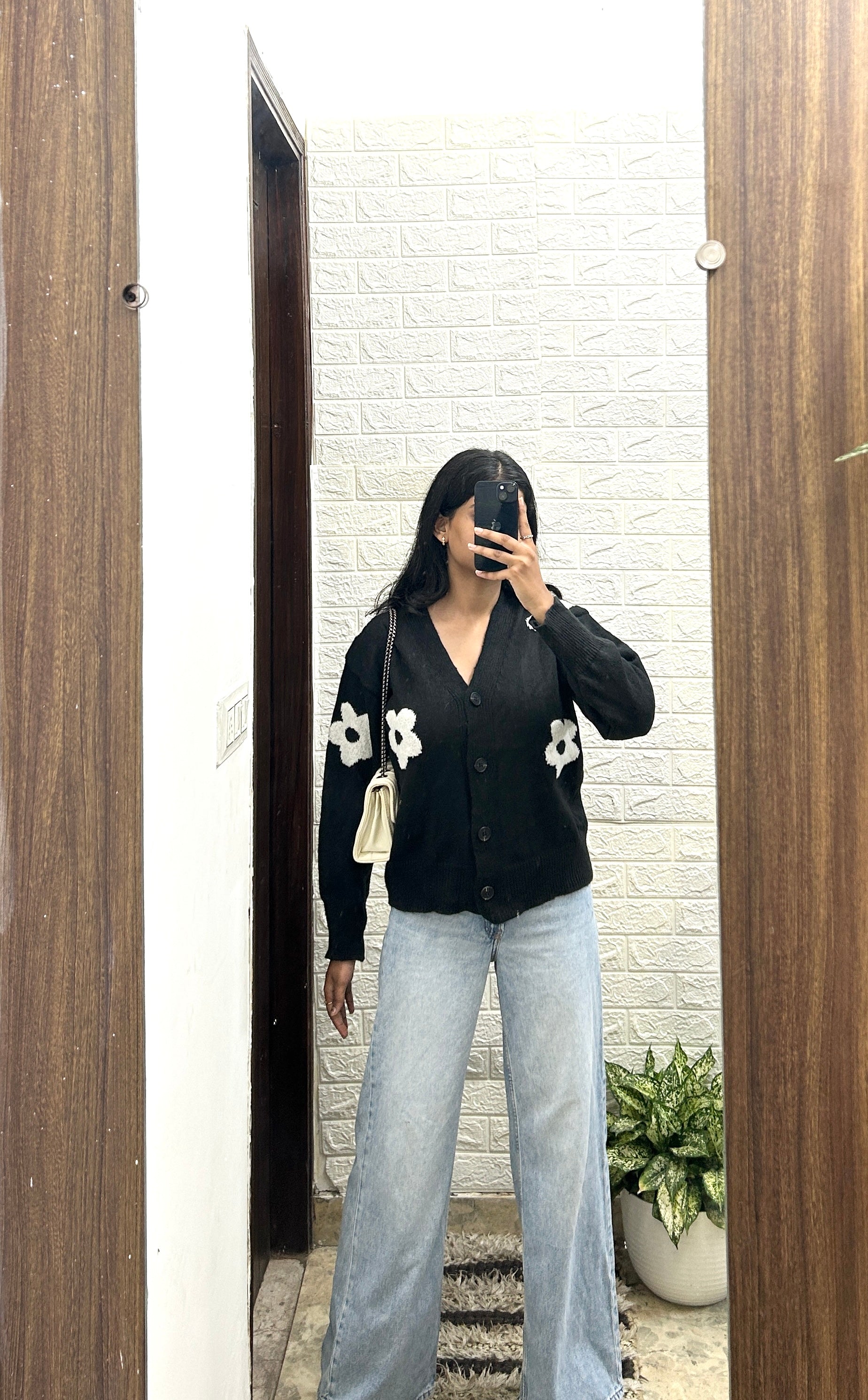 Black floral cardigan🖤