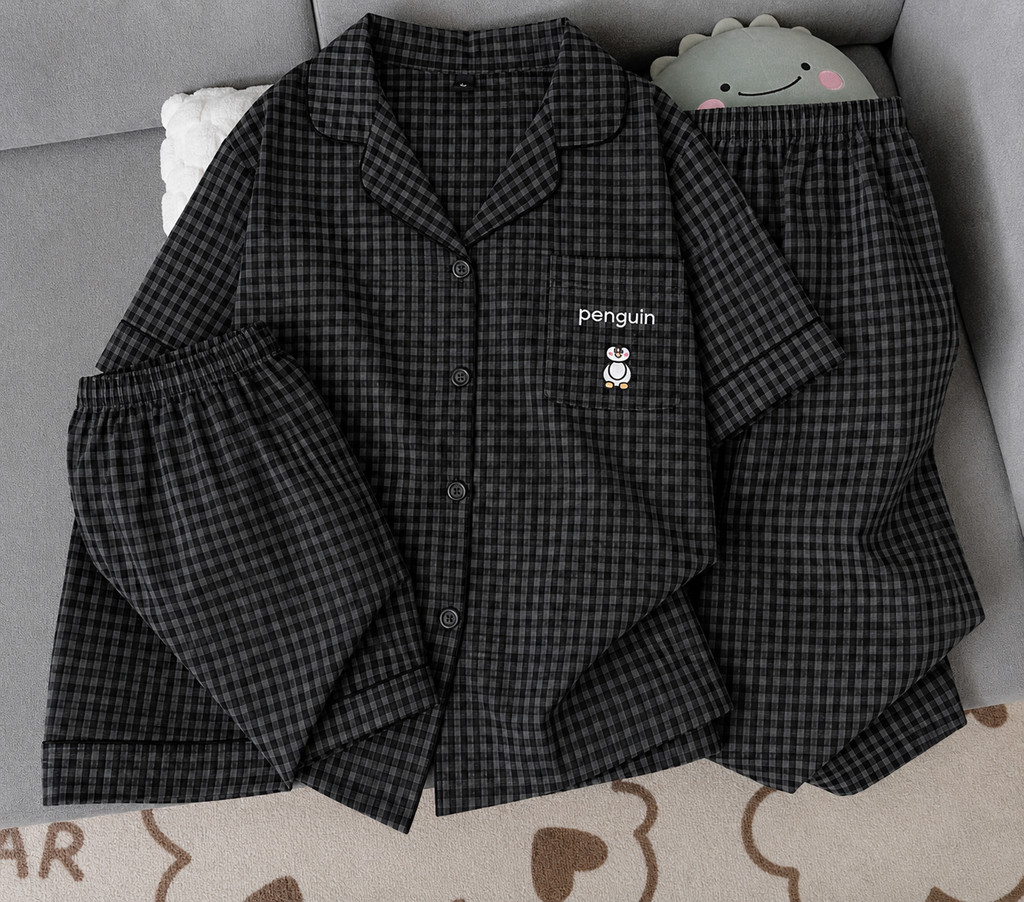 Checkered Nighstuit